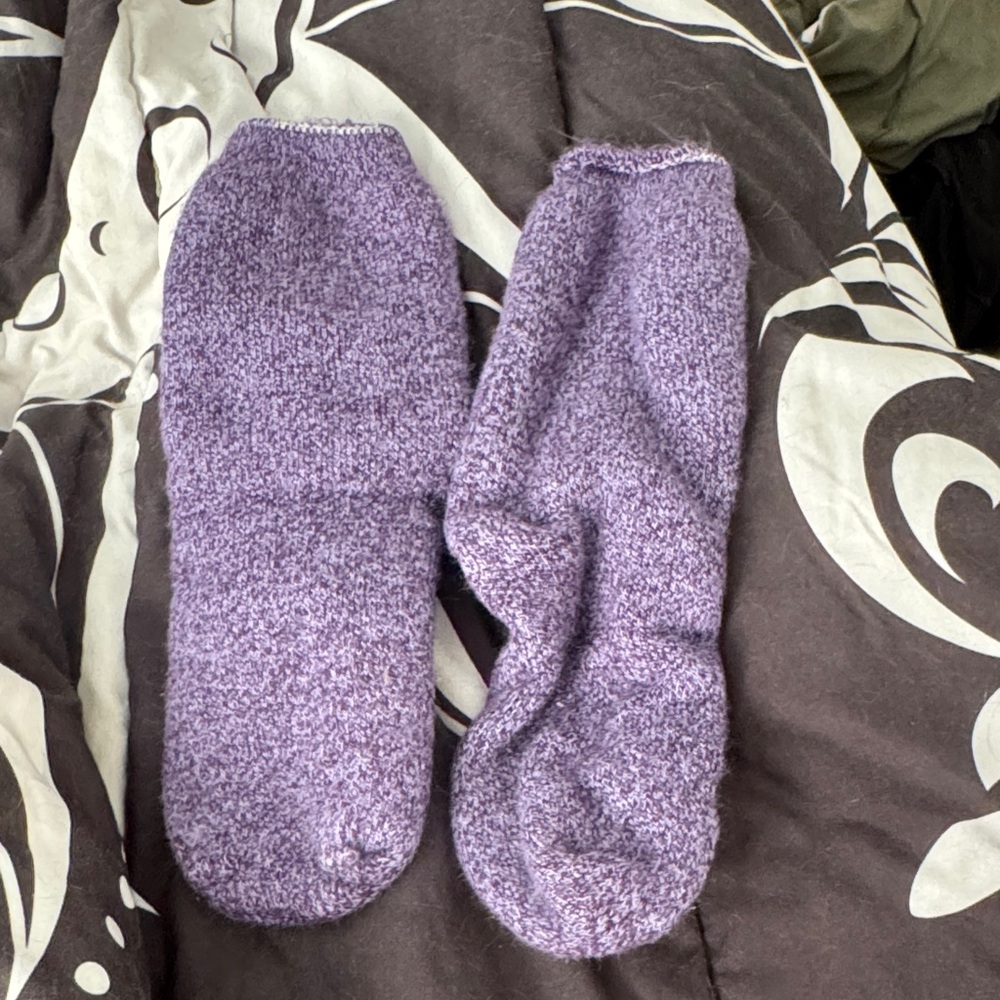 Cozy Purple Women’s Socks****FINAL MARKDOWN****